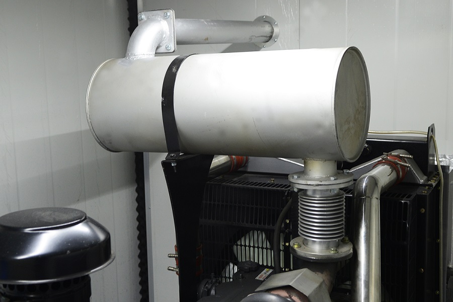 Дизельный генератор Elcos GE.VO.500/450.BF в контейнере с АВР Дизельный генератор Elcos GE.VO.500/450.BF в контейнере с АВР